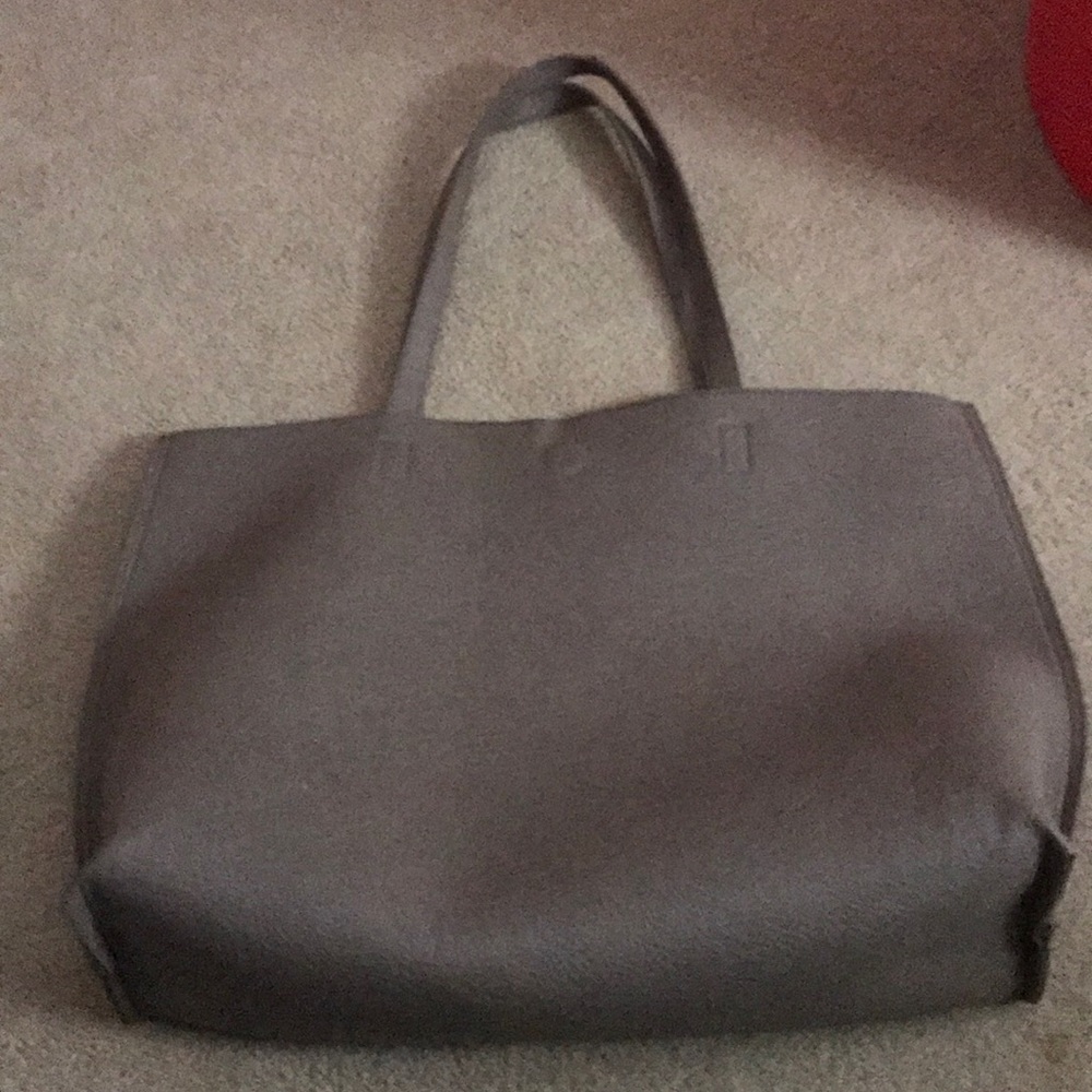 gray bag - Picture 2 of 4