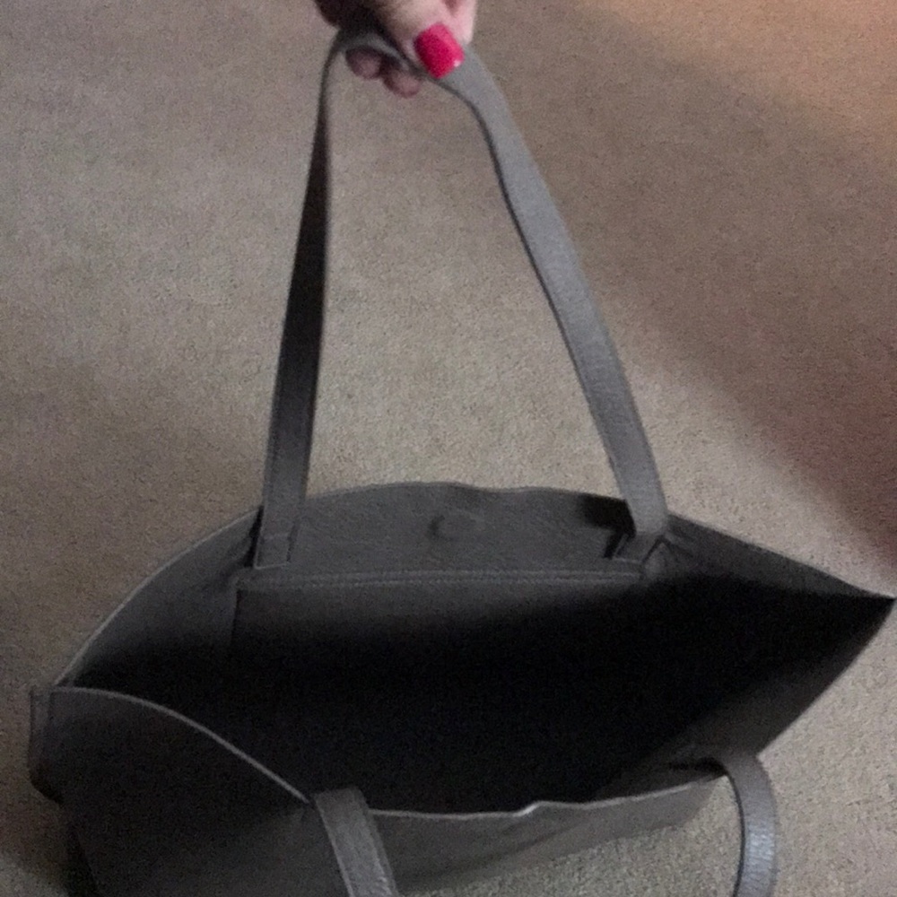 gray bag - Picture 3 of 4