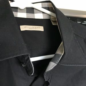 Burberry classic button dress shirt W/orig tags
