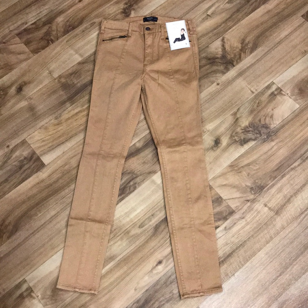✨NWT✨ Abercrombie & Fitch Pants