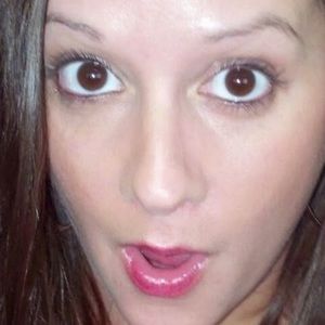 Meet your Posher, Janet