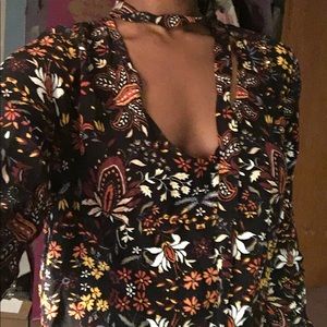 F21 floral pattern tie bodysuit