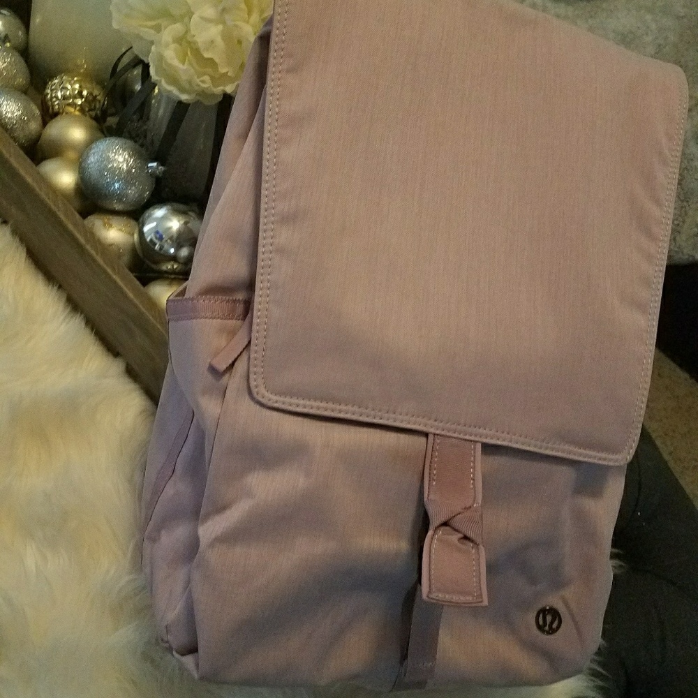 Lululemon Urbanite Bagpack Rose Blush