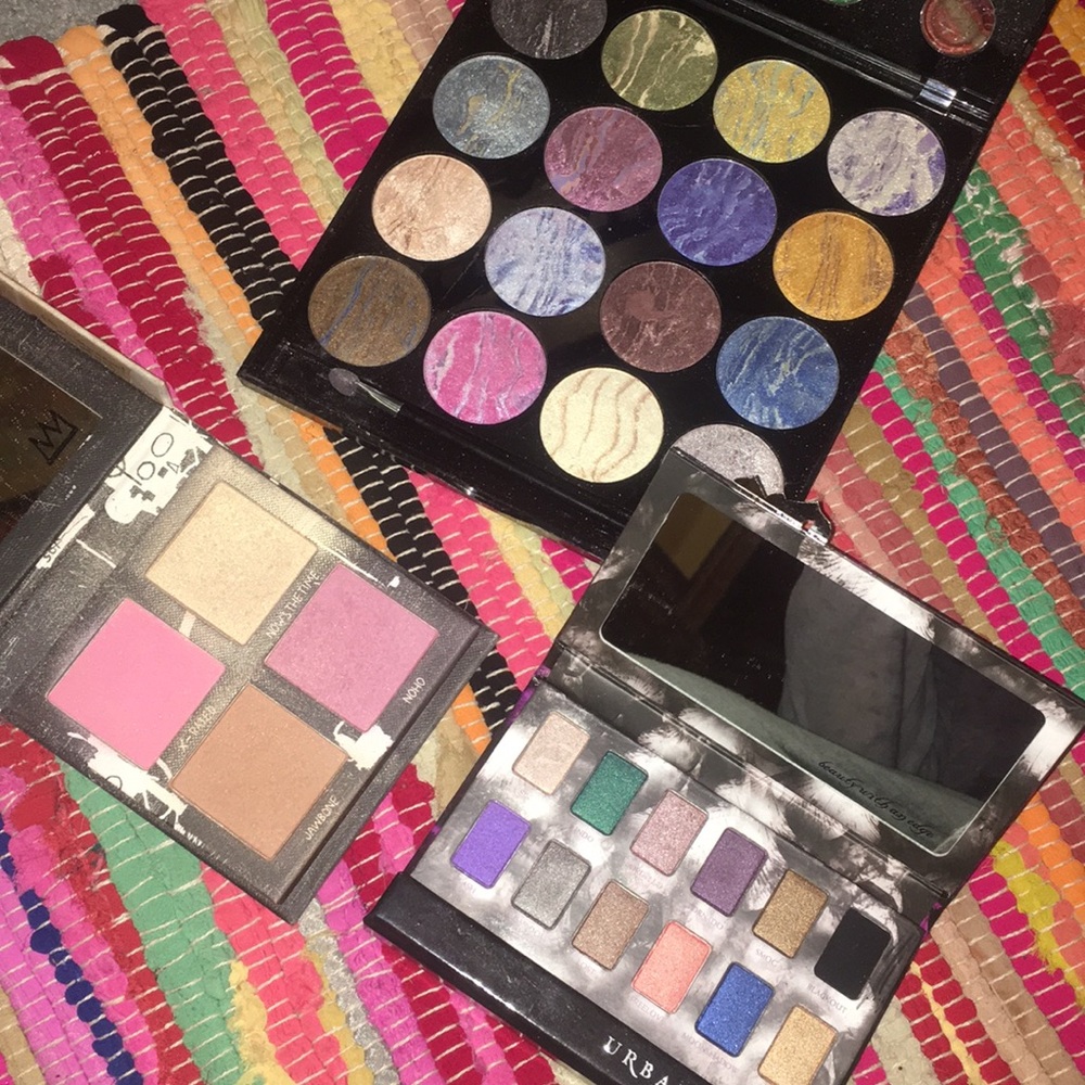 URBAN DECAY BASQUIAT FACE, EYESHADOW & MARK BUNDLE