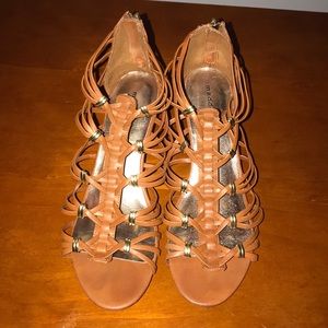 Madden Girl Brown size 11 Wedges