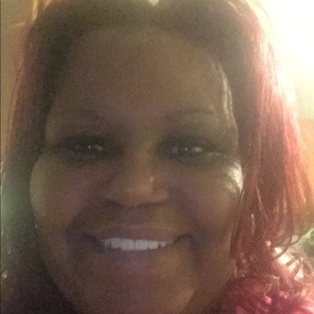 Meet your Posher, Pam!