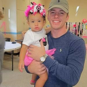 Meet your Posher, Dustin