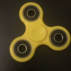 Yellow fidget spinner