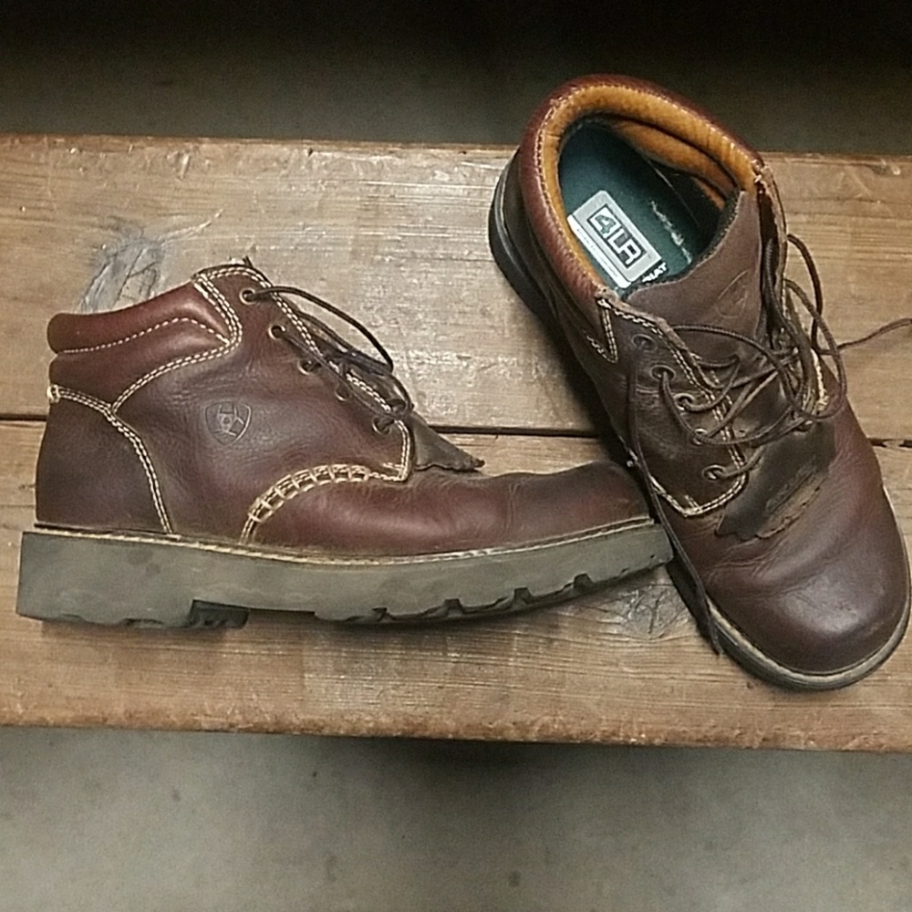 Ariat lace up boots