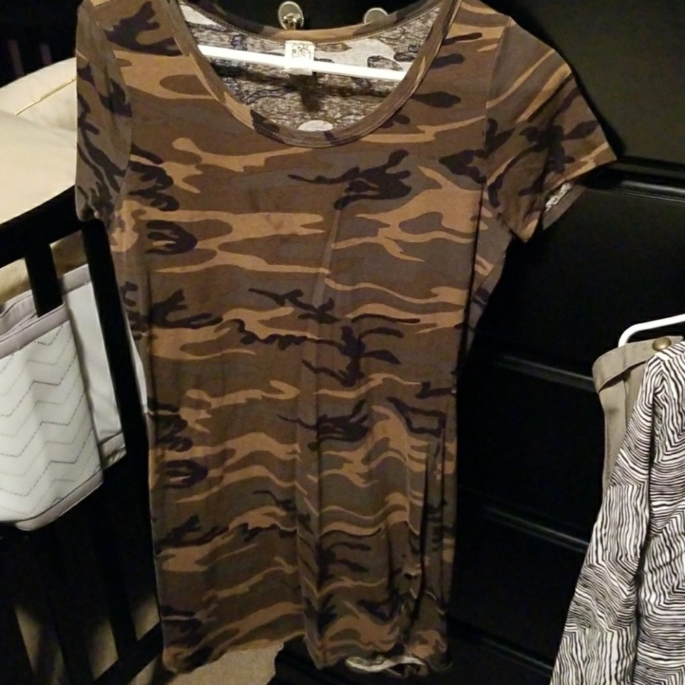 Camouflage tunic