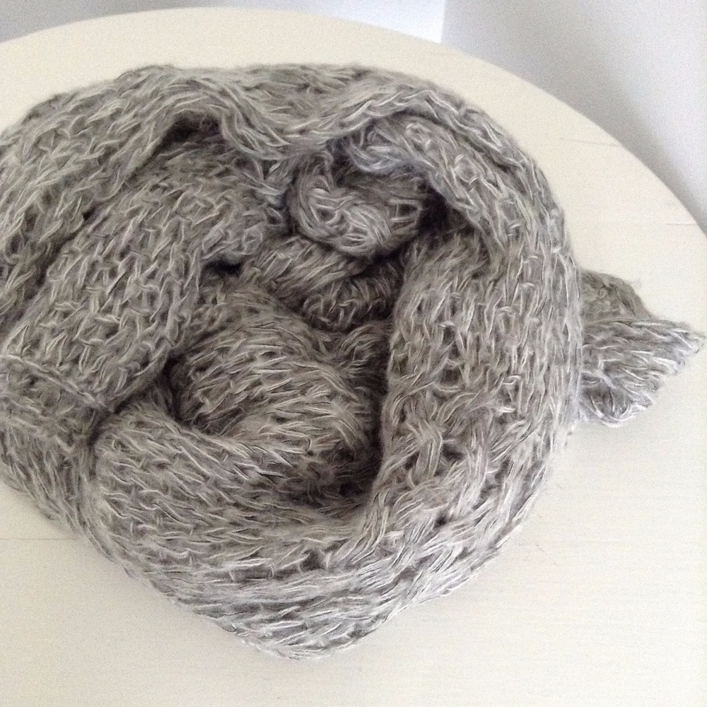 Grey Loose Knit Extra Long Scarf