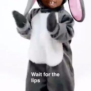 Meet your Posher, Yolanda