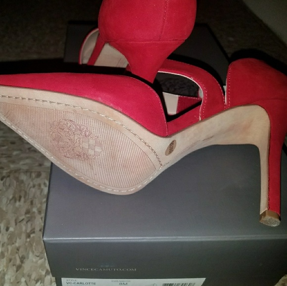 Vince Camuto - Picture 1 of 4
