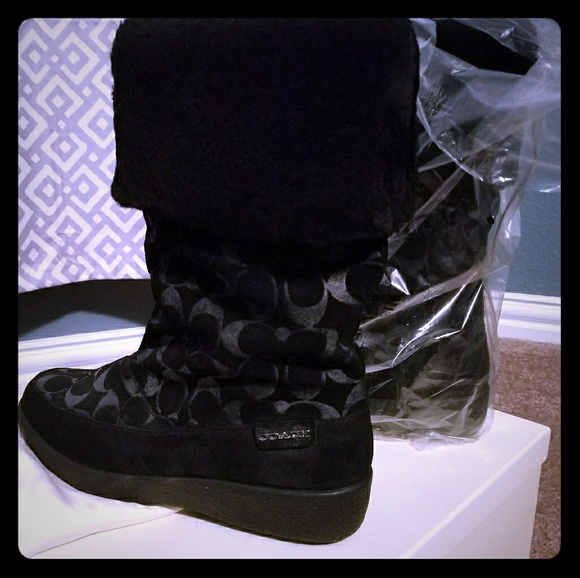 Coach boots - Picture 1 of 3