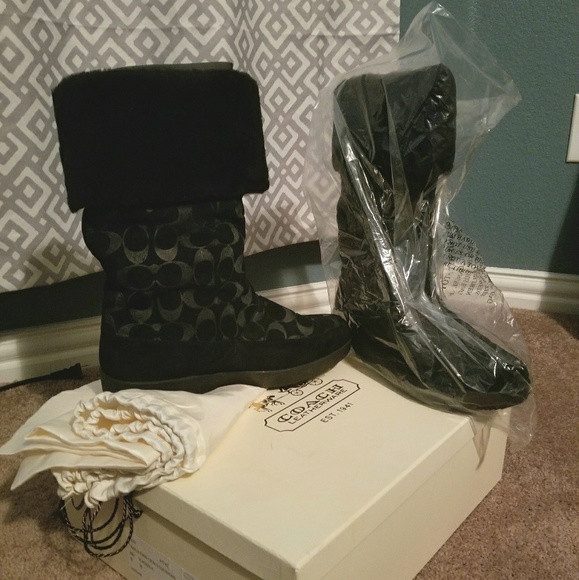 Coach boots - Picture 3 of 3