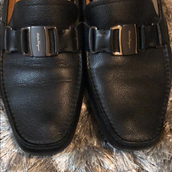 Salvatore Ferragamo Vara Ornament driver moccasin main image 7