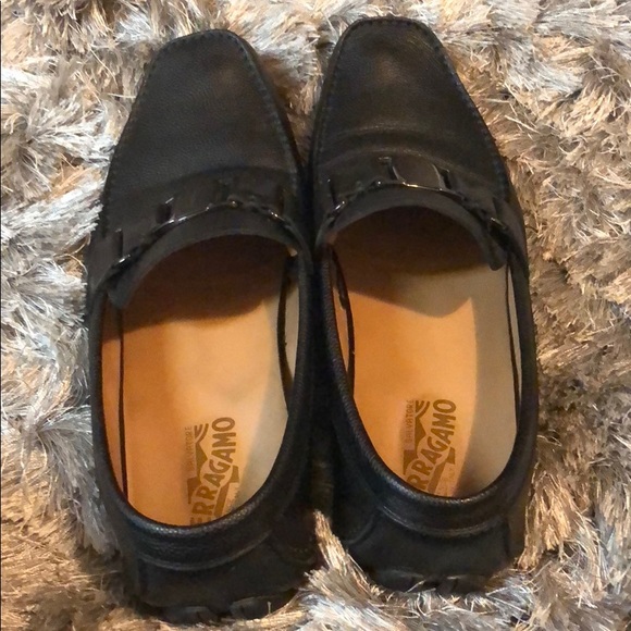 Salvatore Ferragamo Vara Ornament driver moccasin main image 4