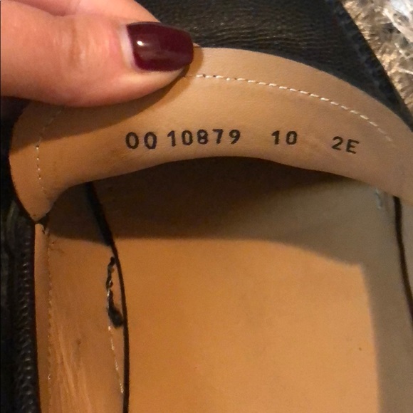 Salvatore Ferragamo Vara Ornament driver moccasin main image 8