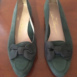 Salvatore Ferragamo Shoes Sz 51/2