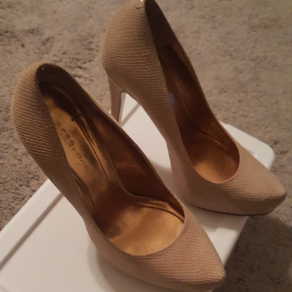 BCBG Nude snakeskin heels