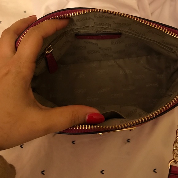 Michael Kors Cross Body- NEW - Picture 2 of 4