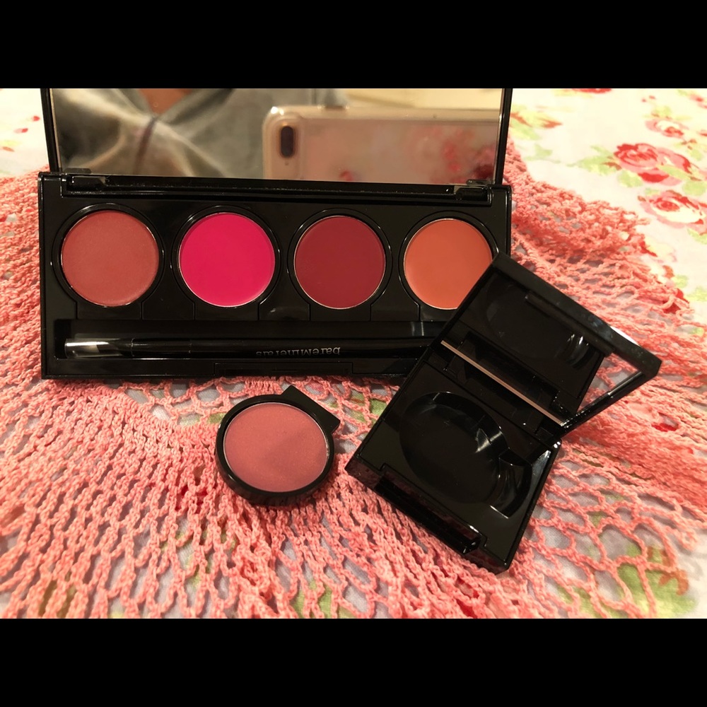 BareMinerals NEW 5 Shades of Fabulous lip palette