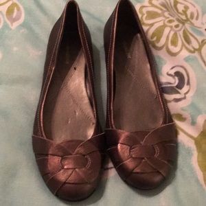 Naturlizer bronze flats