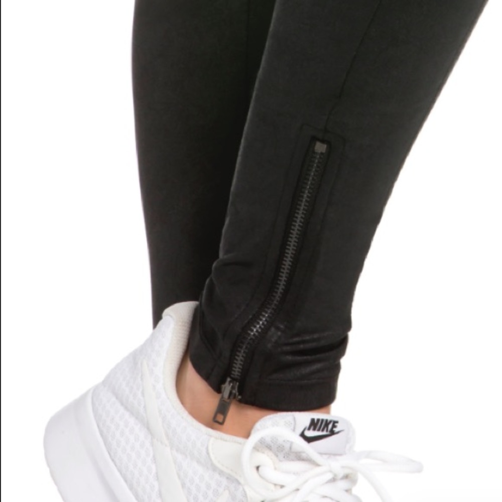 Black ankle zipper leggings - Picture 5 of 5