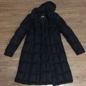 North face long winter coat! Worn ONLY twice