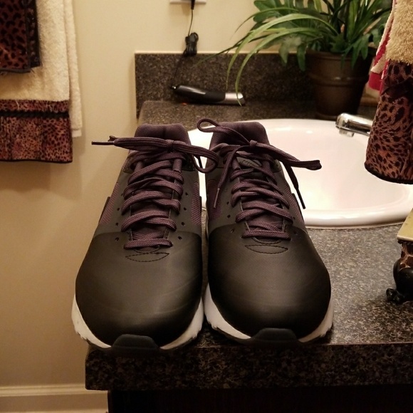 Air max's - Picture 2 of 5