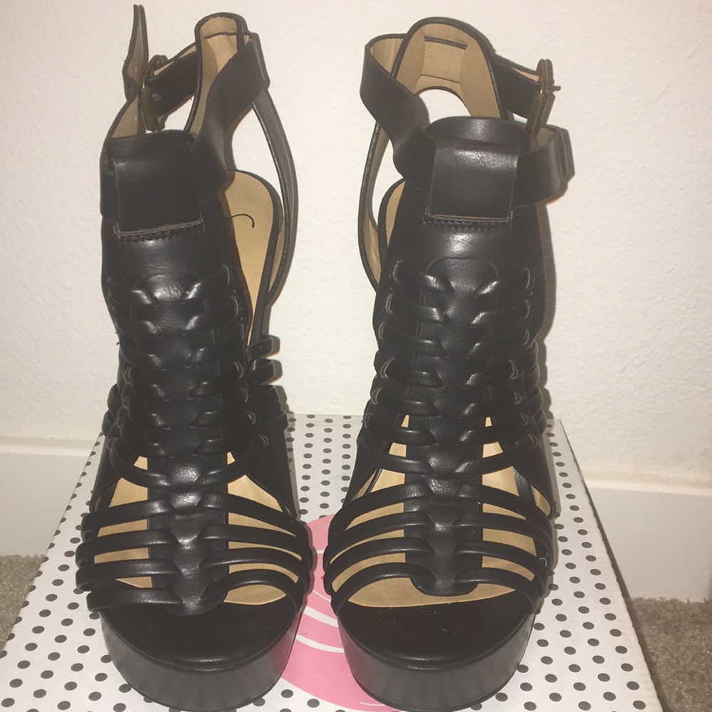Black Heel
