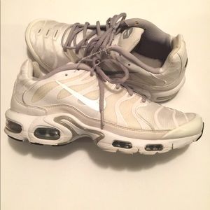 nike tn size 15