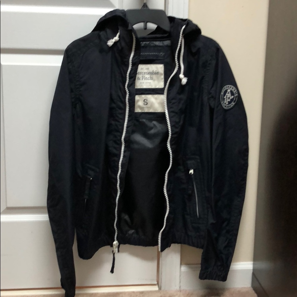 Abercrombie and Fitch Men’s Raincoat