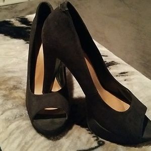 Open toe black heels