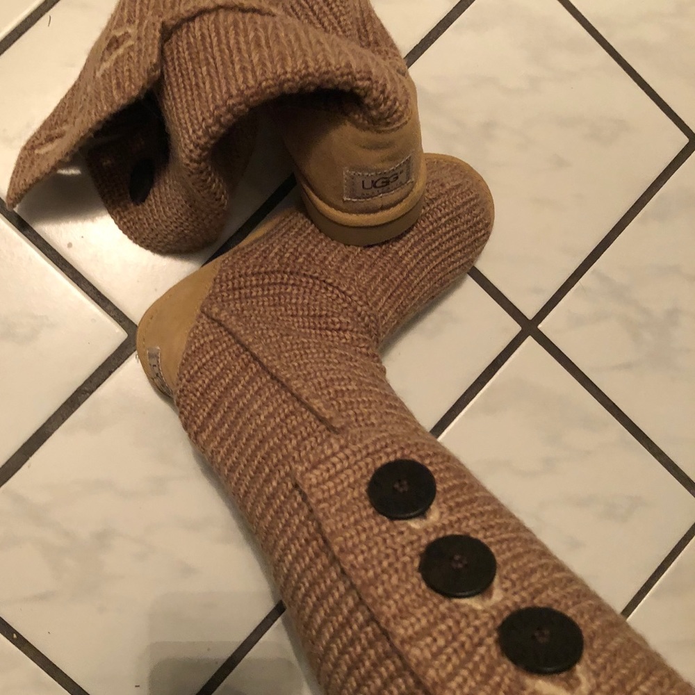 UGGS size 8 perfect condition