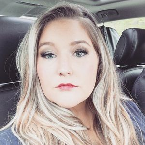 Meet your Posher, Meaghan