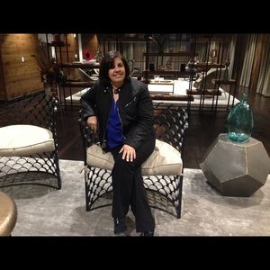 Meet your Posher, Lori