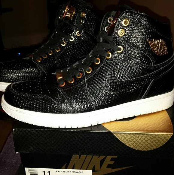 Jordan 1 Pinnacle main image 4