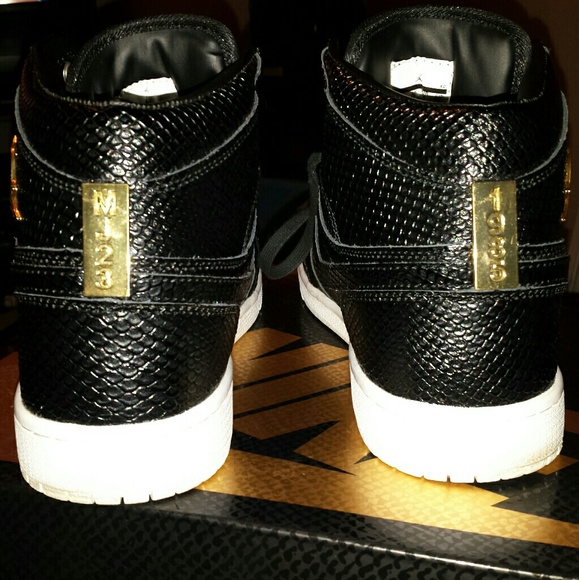 Jordan 1 Pinnacle main image 3