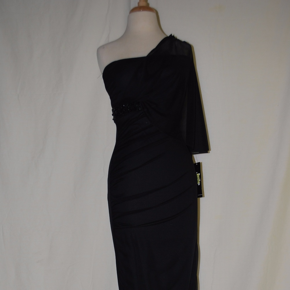 Jump Black Dress