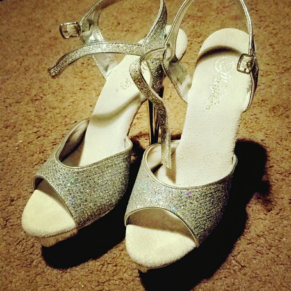 Pleaser 6" glitter ankle strap platform heels