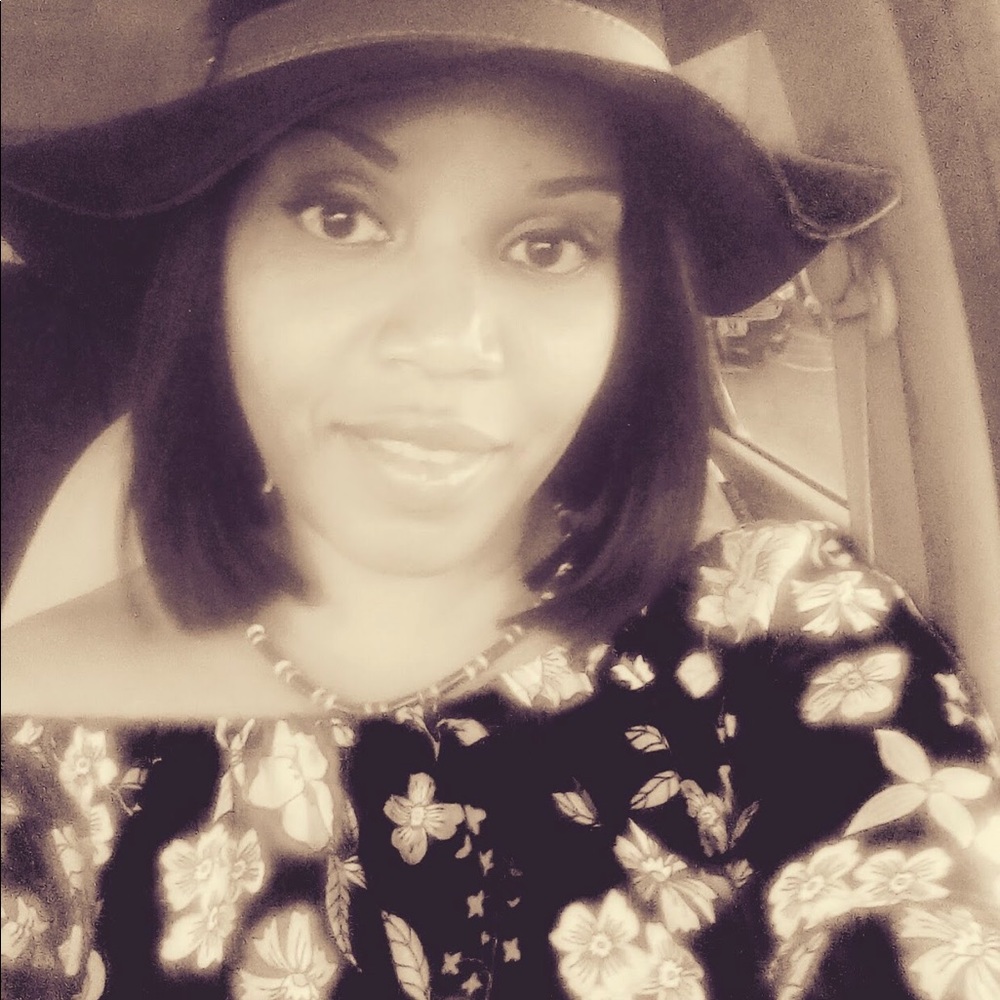 Meet your Posher, Andrea