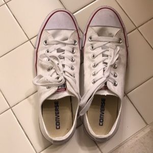 EUC Low Top Converse
