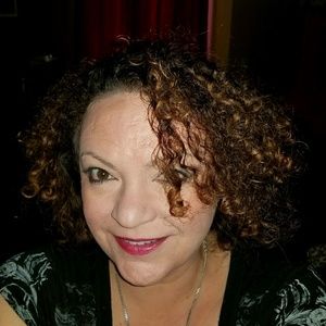 Meet your Posher, Renee'