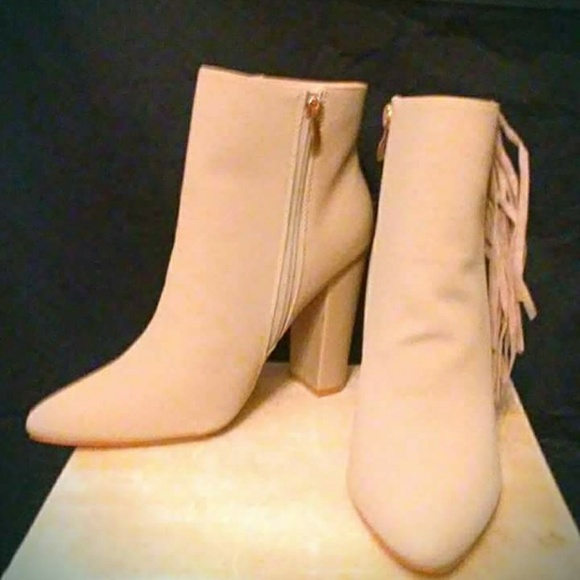 Nude Fringe Pointy Toe Chunky Heel Booties - Picture 4 of 5