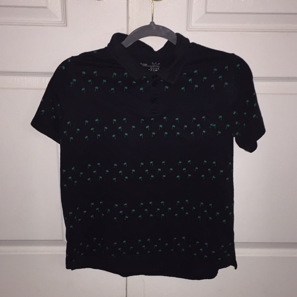 Collared T-shirt