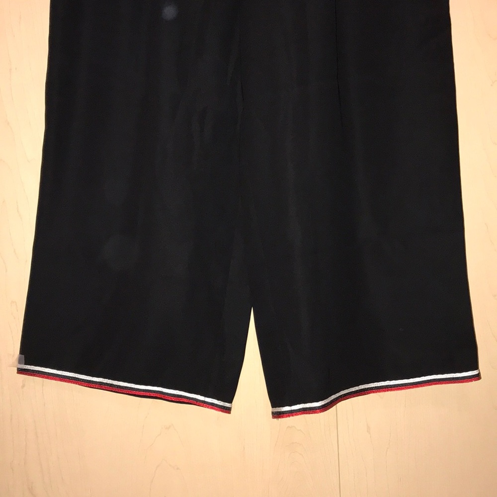 ⭐️⭐️SOLD⭐️⭐️Emporio Armani black wide leg pants - Picture 2 of 7