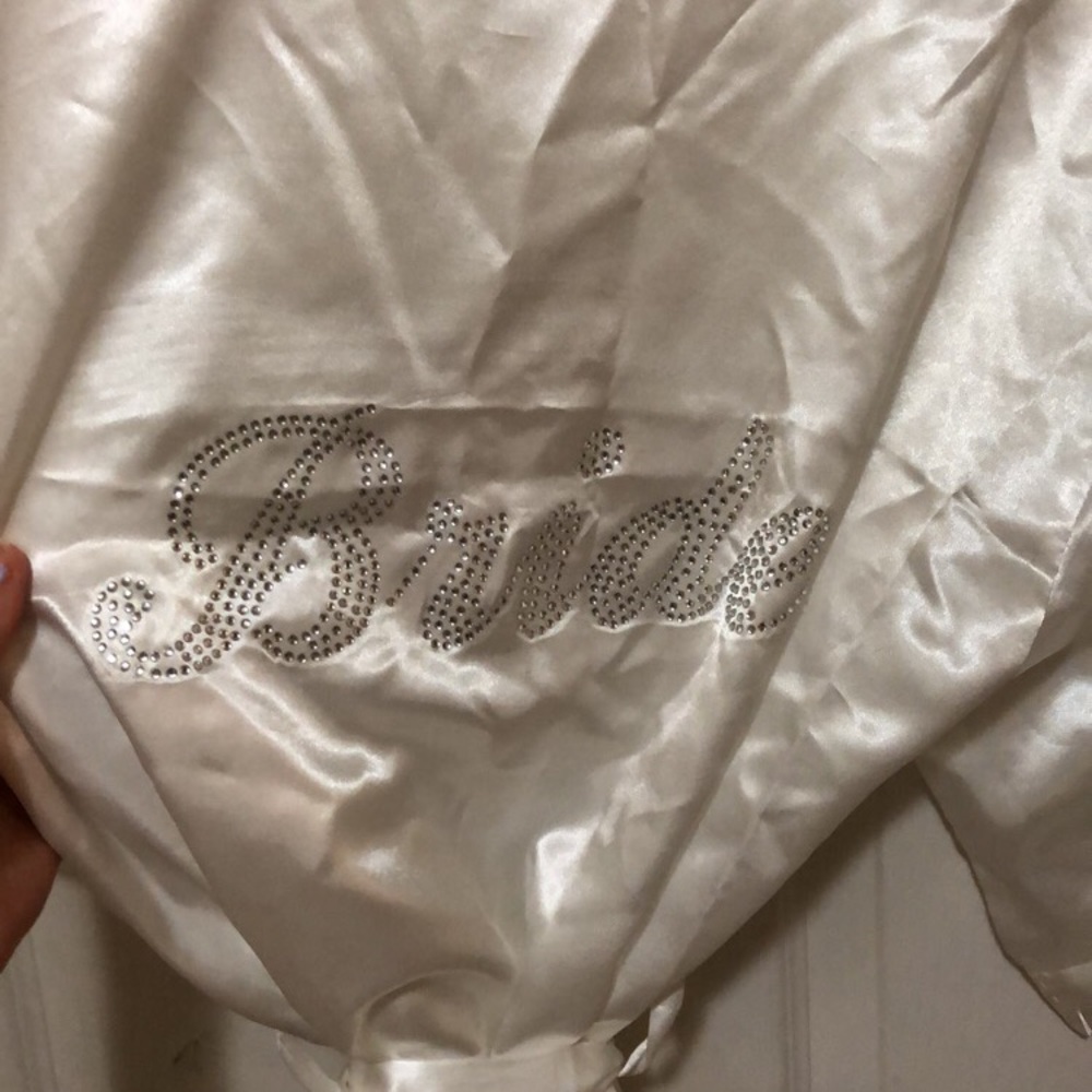 Bridal Robe - Picture 3 of 3