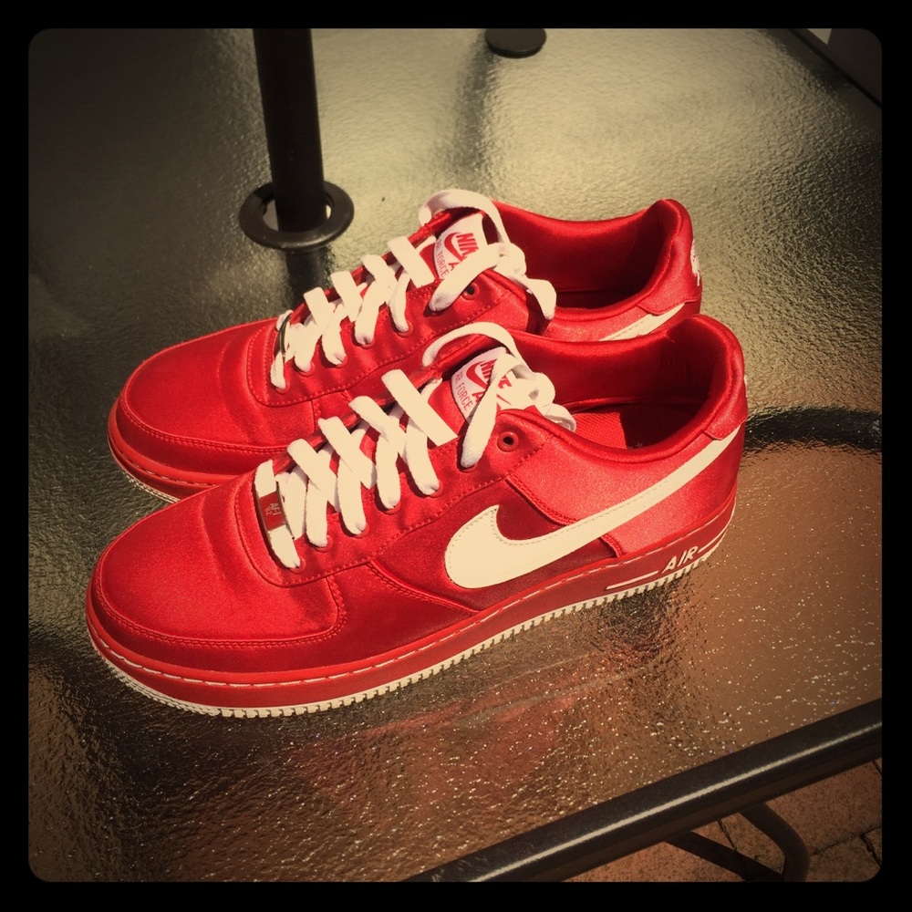 Air Force ones Valentine’s Day ‘07