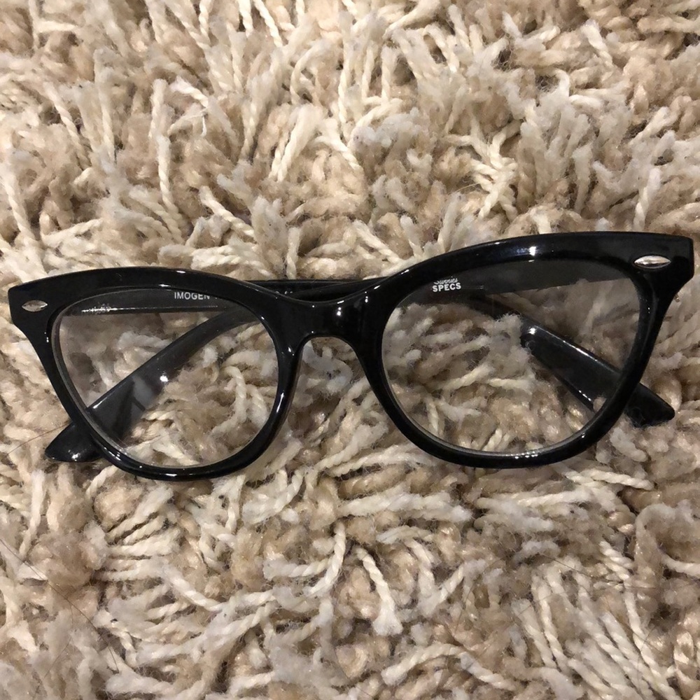 No brand eyeglasses
